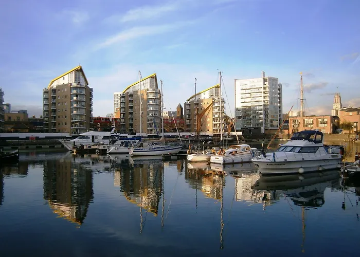Marlin Apartments Commercial Road - Limehouse Londres
